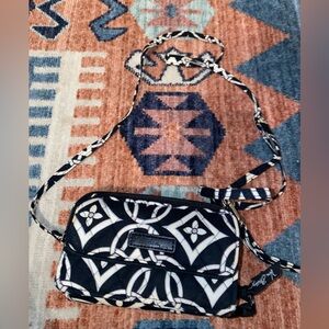 Small Vera Bradley crossbody purse